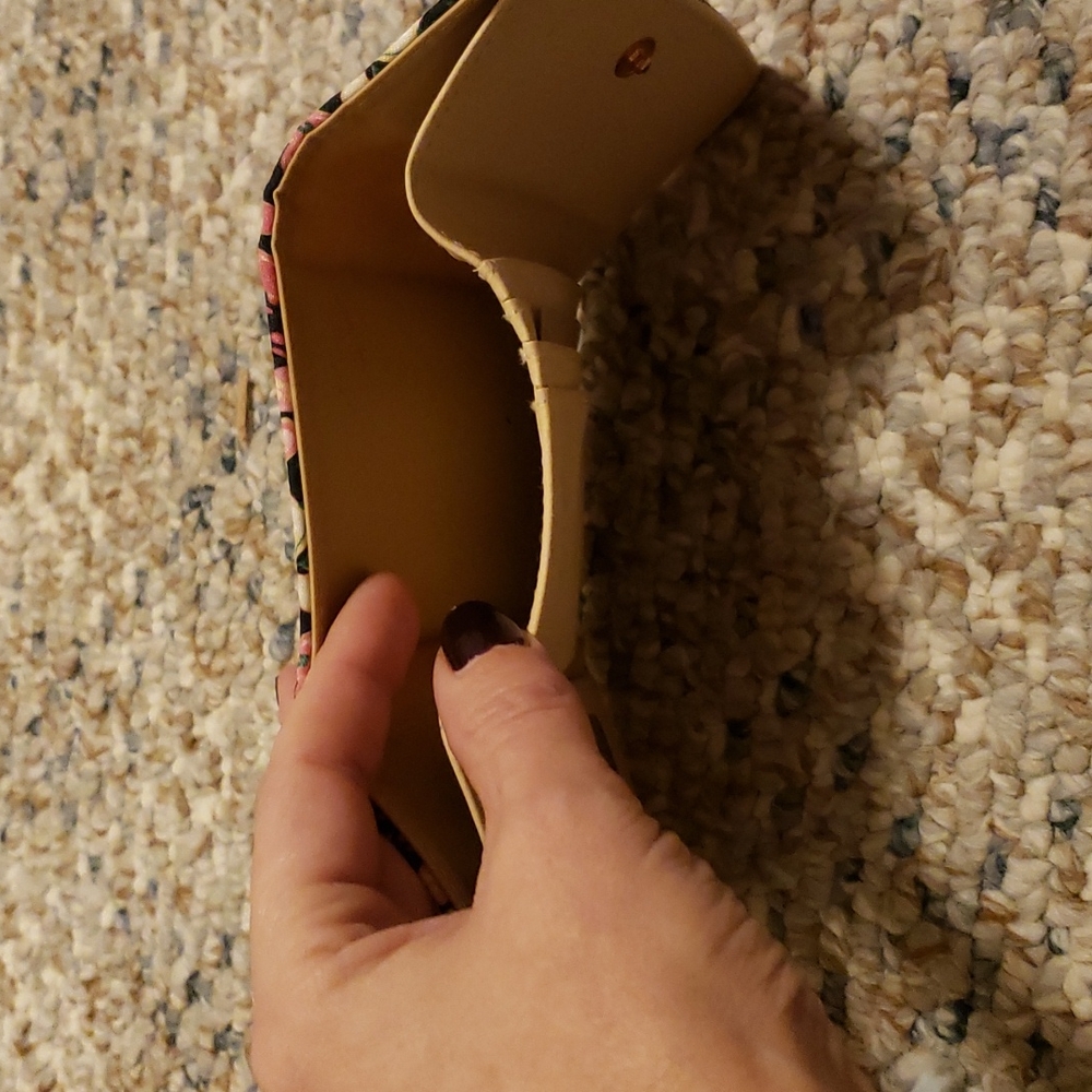 Wallet - Picture 4 of 6